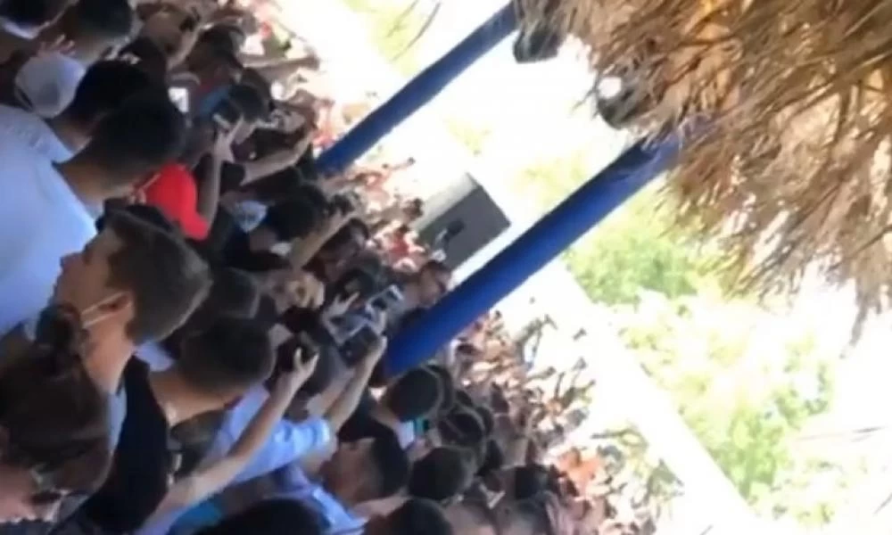 Αχαϊα: Συνωστισμός σε beach bar!